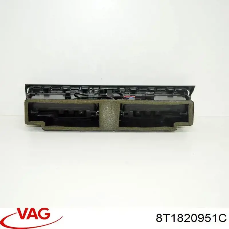 Grelha de ventilação de salão no "painel de instrumentos" VAG 8T1820951C preço, a partir de 47,67 USD