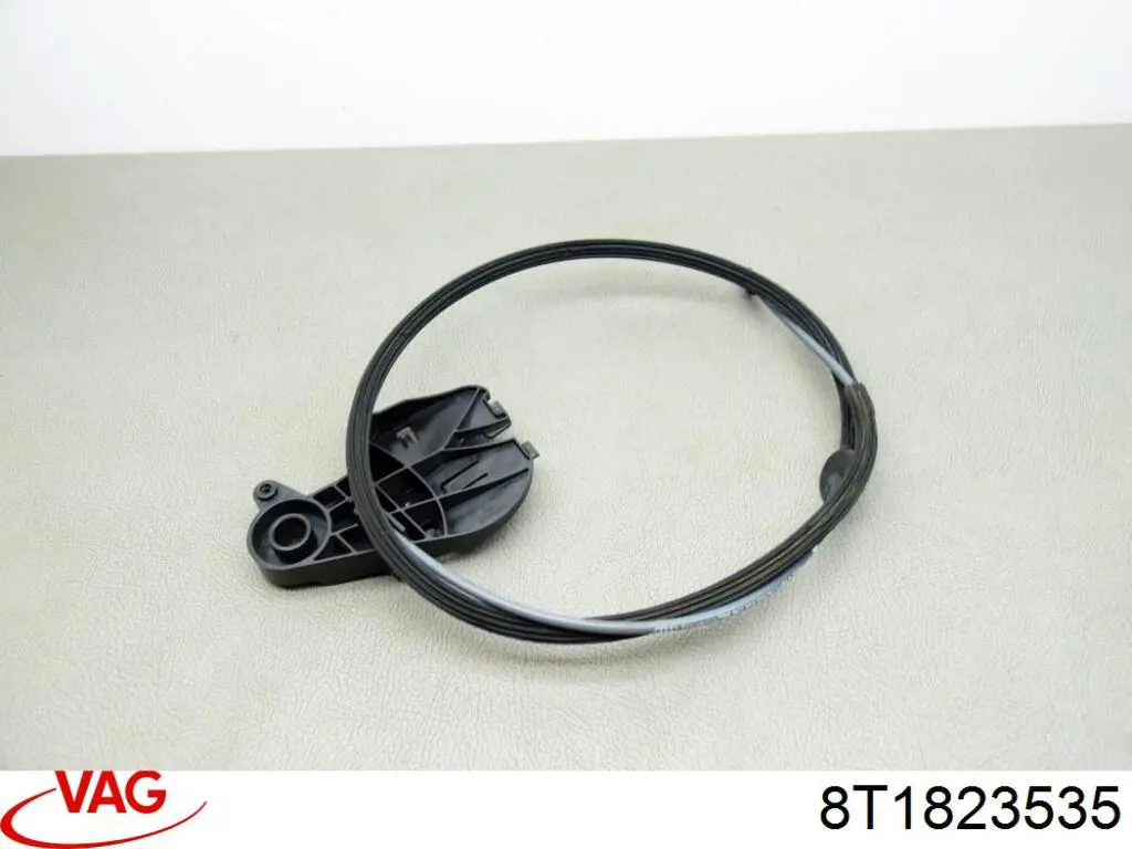 Compre 8T1823535 VAG Cabo traseiro de abertura da capota