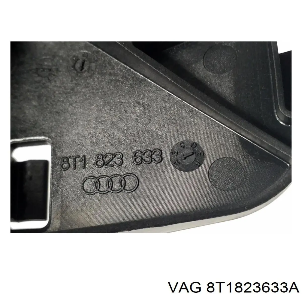 8T1823633A VAG Consola de puxador de abertura da capota
