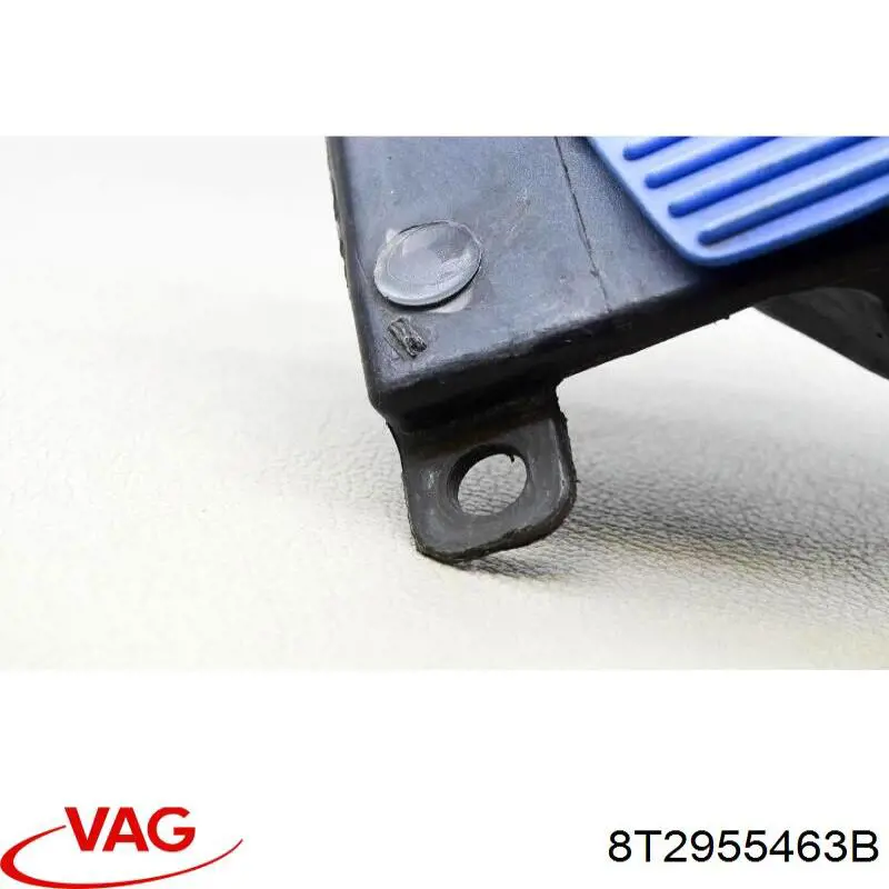 Compre 8T2955463B VAG Gargalo do tanque de fluido para lavador