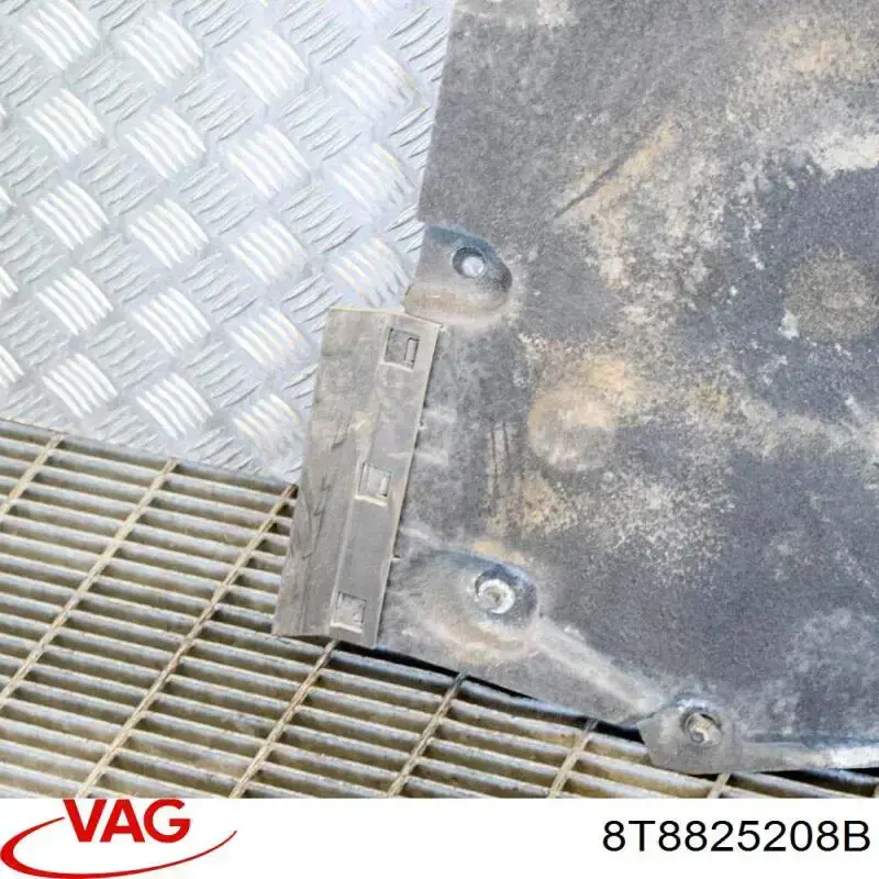 Proteção de fundo direita VAG 8T8825208B preço, a partir de 220,90 USD