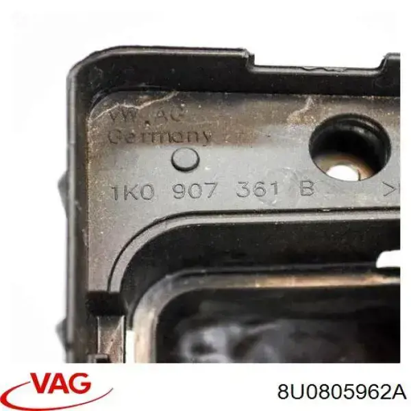 8U0805962A VAG Difusor do radiador de esfriamento