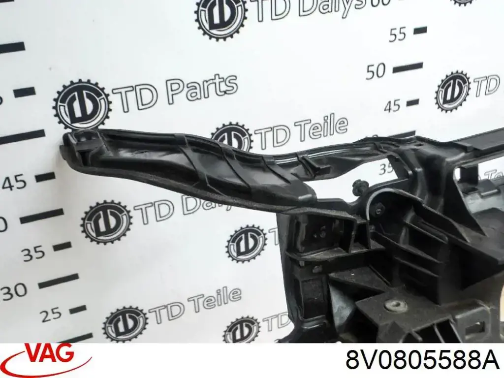 Suporte do radiador montado (painel de montagem de fixação das luzes) VAG 8V0805588A preço, a partir de 210,99 USD