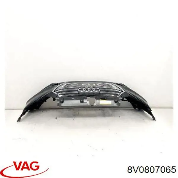 8V0807065 VAG Pára-choque dianteiro