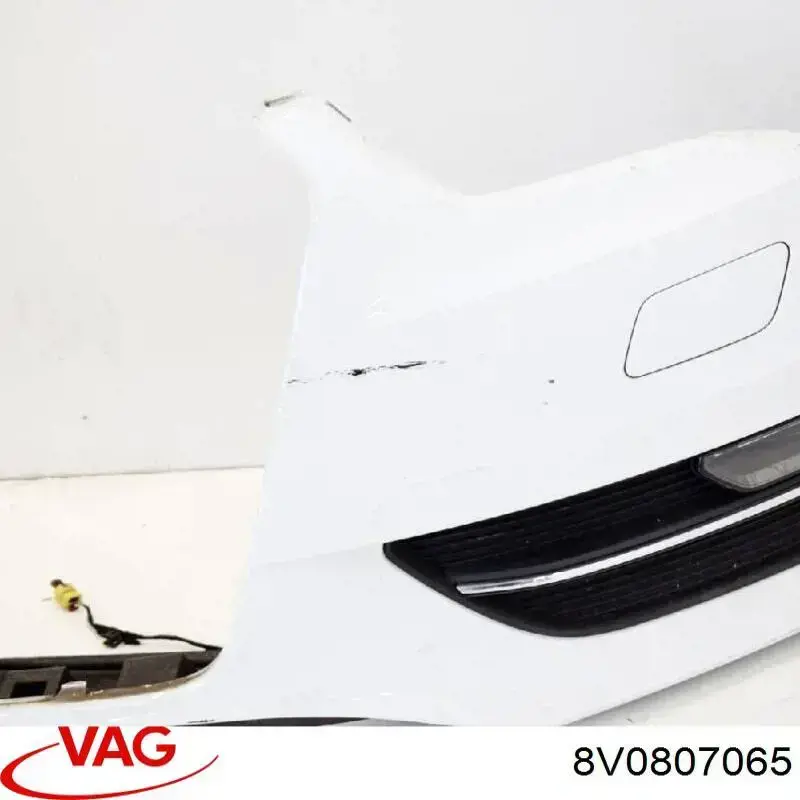 Compre 8V0807065 VAG Pára-choque dianteiro