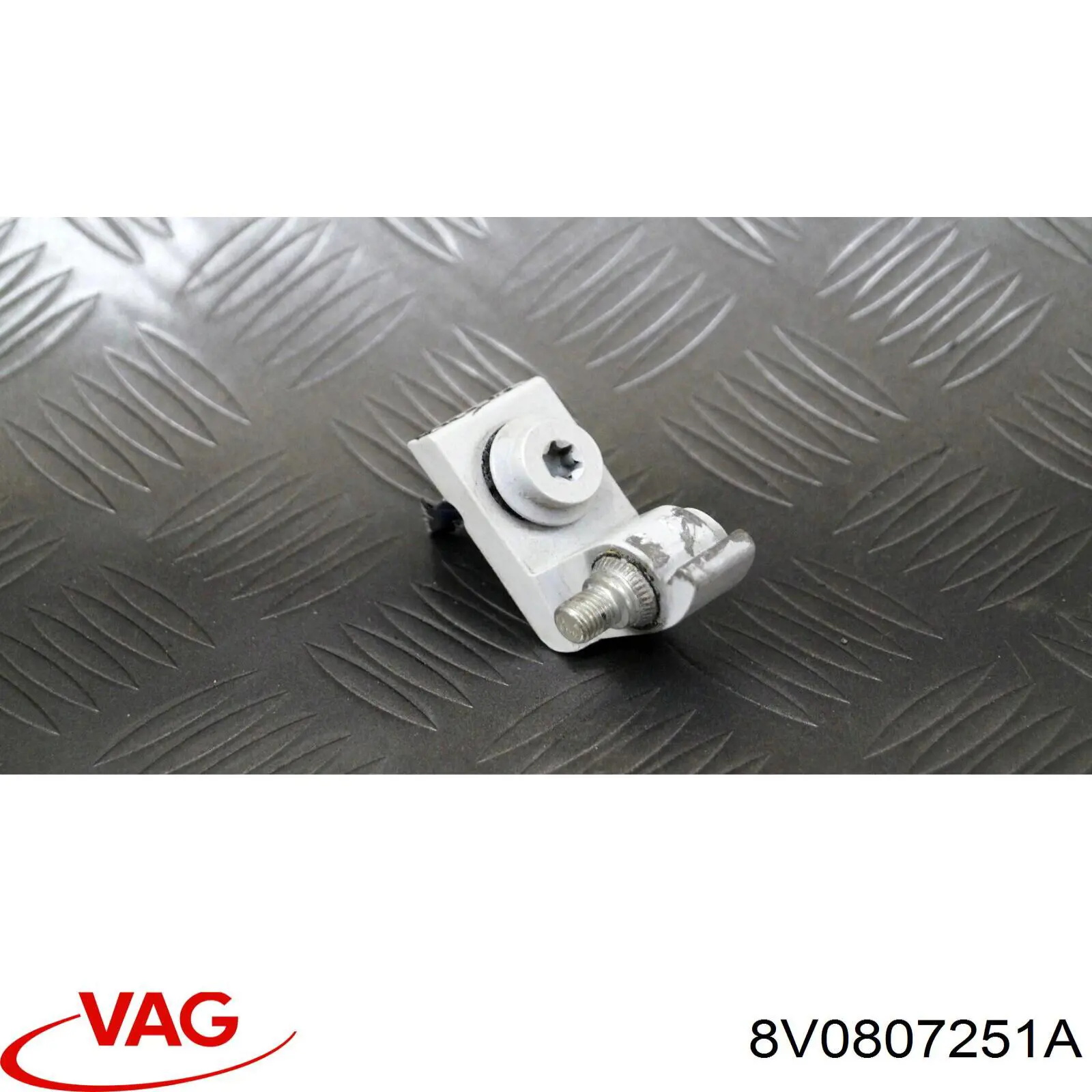  VAG 8V0807251A preço, a partir de 29,88 USD