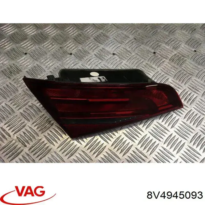 Lanterna traseira esquerda interna VAG 8V4945093 preço, a partir de 143,26 USD