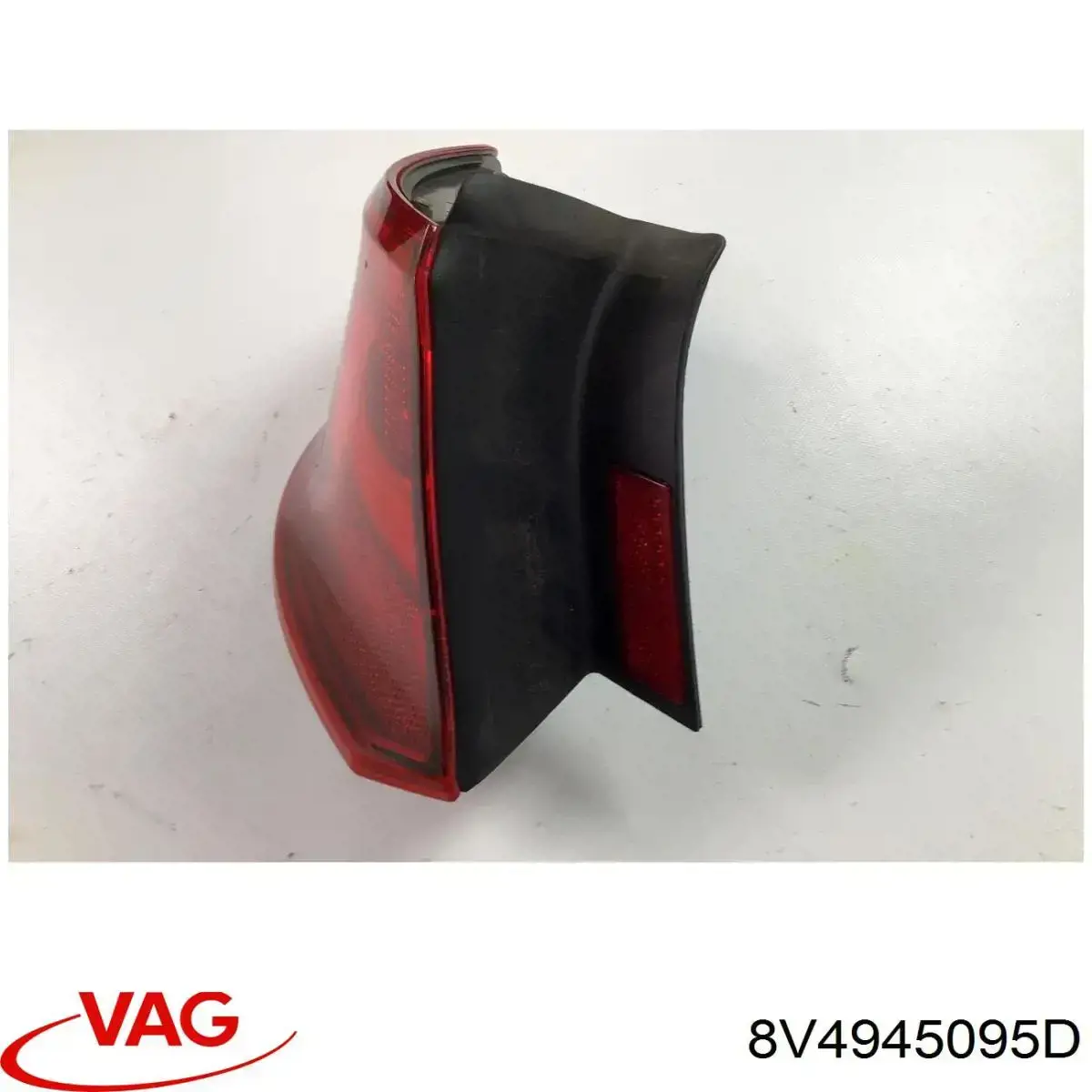 Lanterna traseira esquerda externa VAG 8V4945095D preço, a partir de 221,72 USD