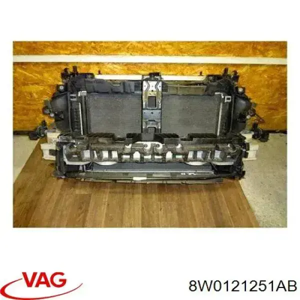 Compre 8W0121251AB VAG Radiador de esfriamento de motor