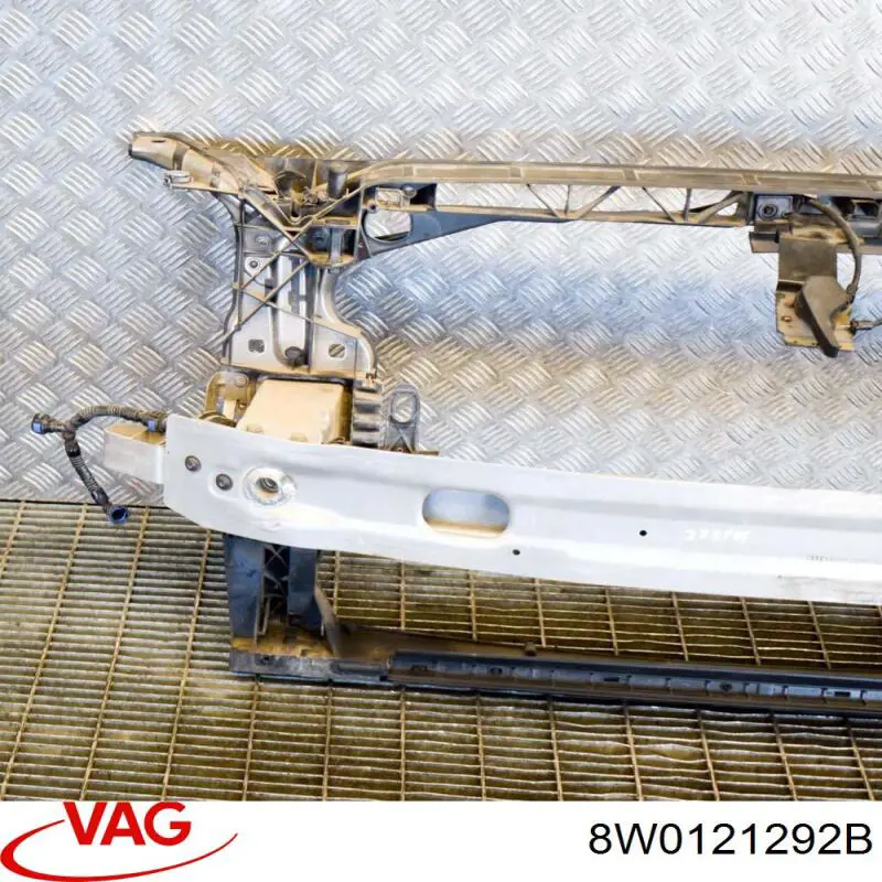 Conduto de ar/defletor do radiador, superior VAG 8W0121292B preço, a partir de 24,05 USD