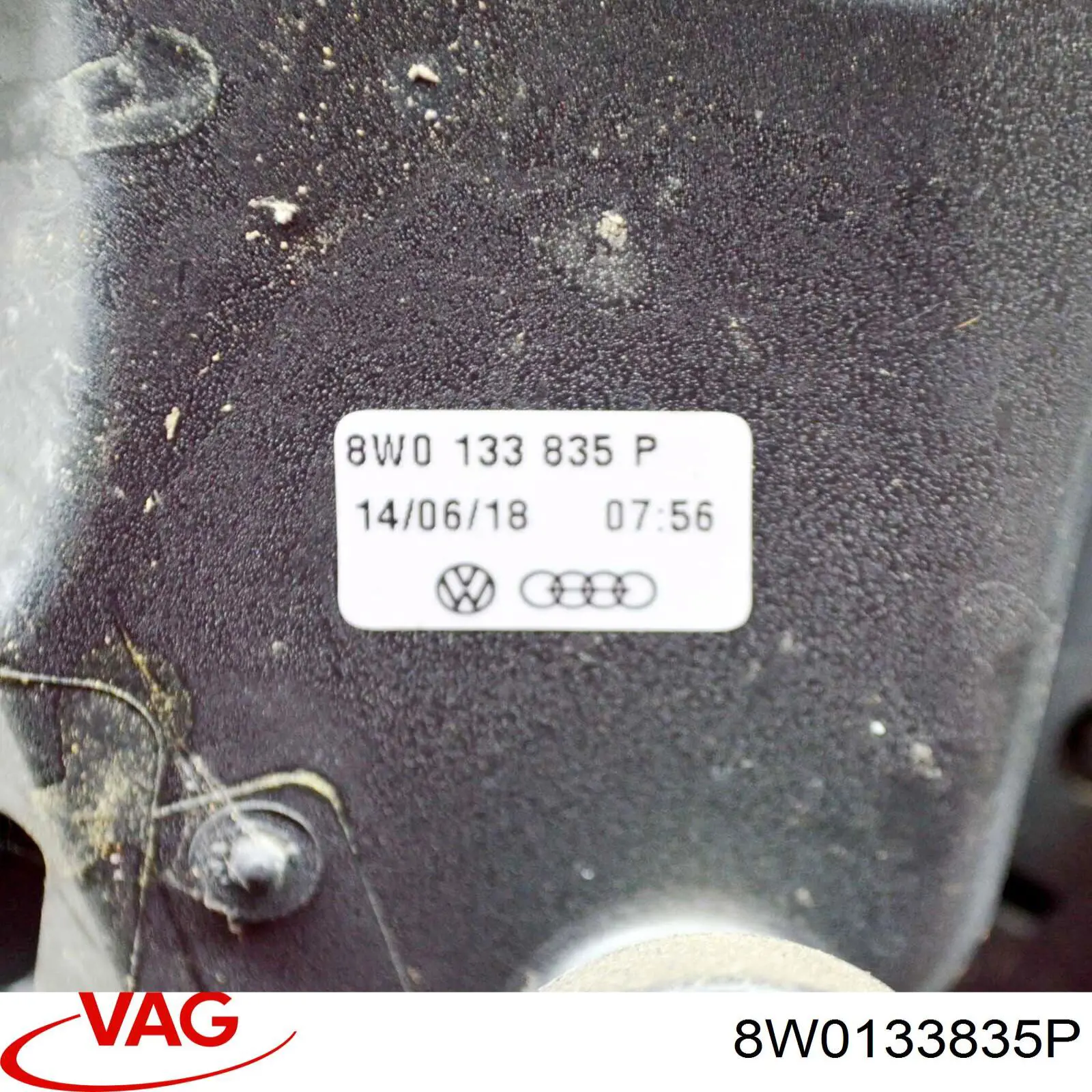8W0133835P VAG 
