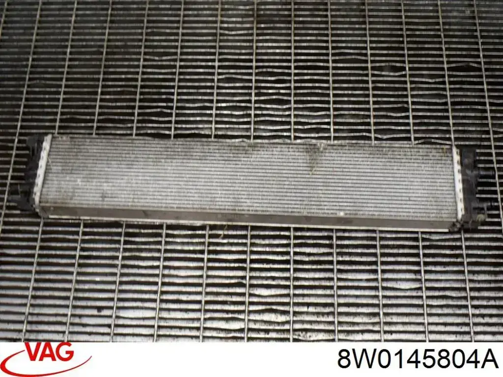 8W0145804A VAG Radiador de esfriamento de motor adicional