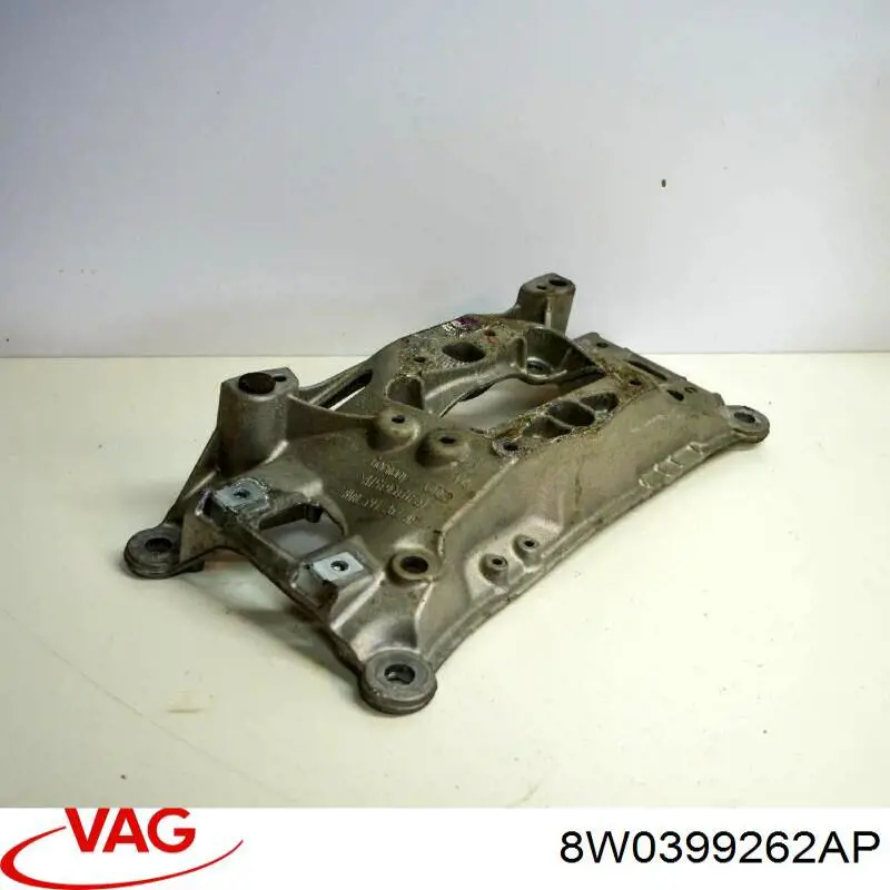 8W0399262AP VAG Viga de fixação da caixa de mudança
