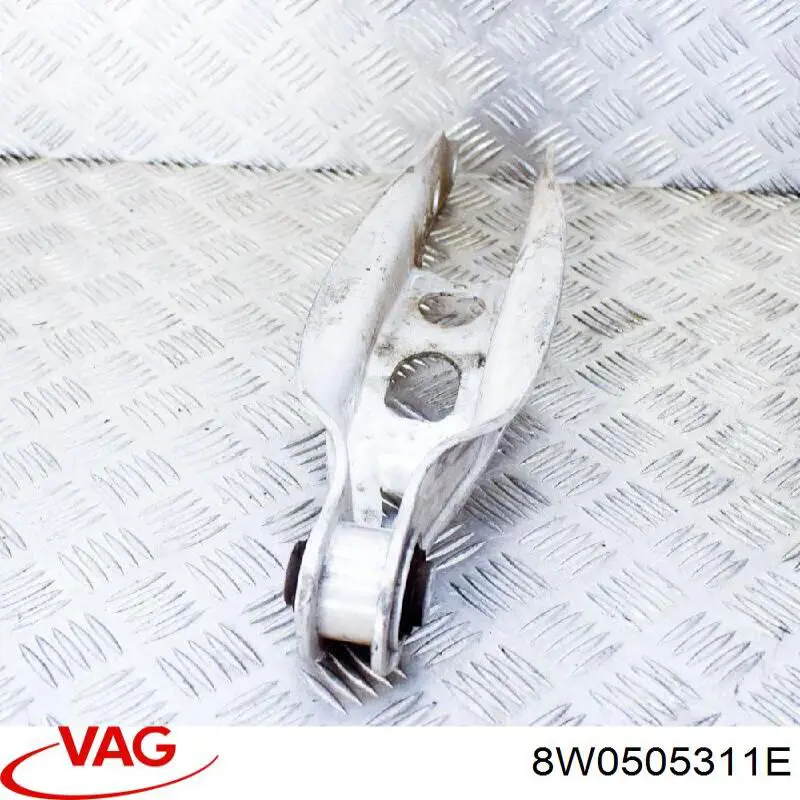 Braço oscilante inferior esquerdo de suspensão traseira/direita VAG 8W0505311E preço, a partir de 77,28 USD