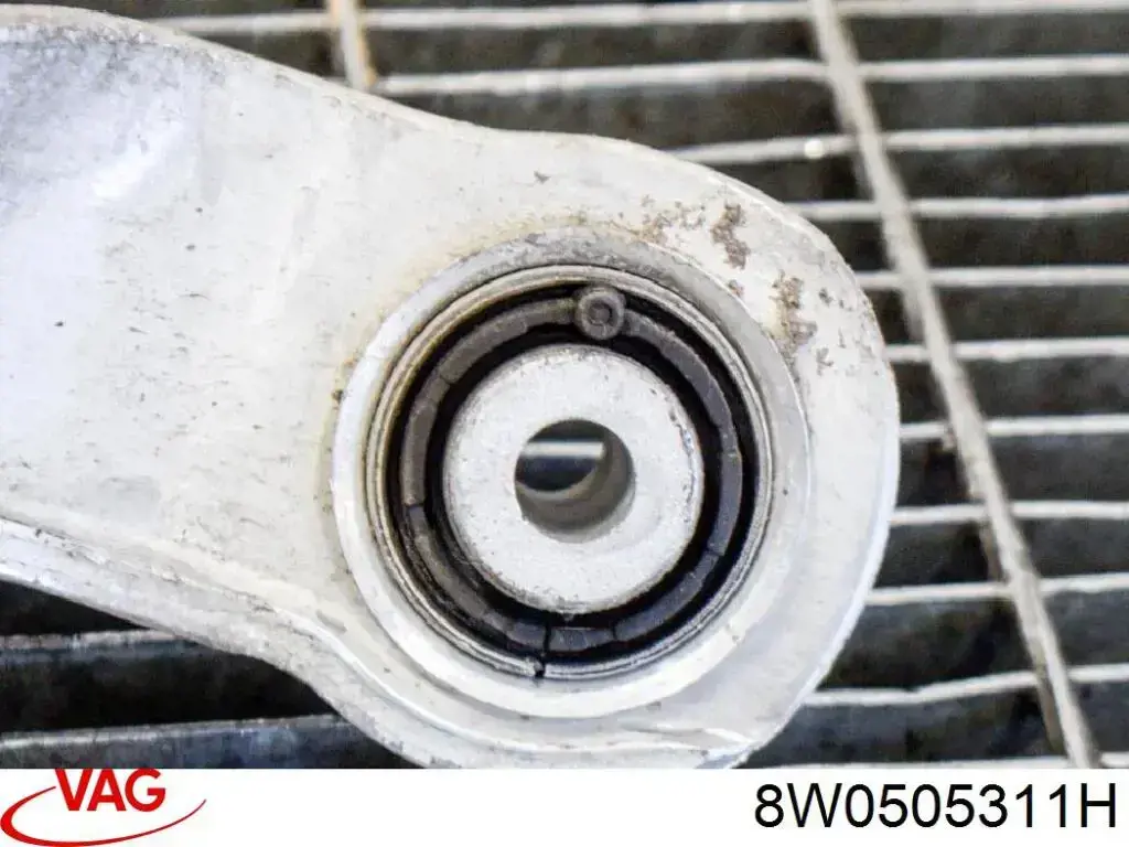 Braço oscilante inferior esquerdo de suspensão traseira/direita VAG 8W0505311H preço, a partir de 50,74 USD
