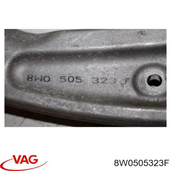 8W0505323F VAG Braço oscilante superior esquerdo de suspensão traseira