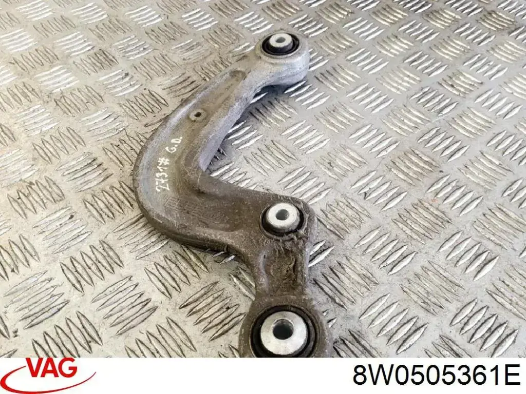 8W0505361E VAG Braço oscilante inferior esquerdo de suspensão traseira