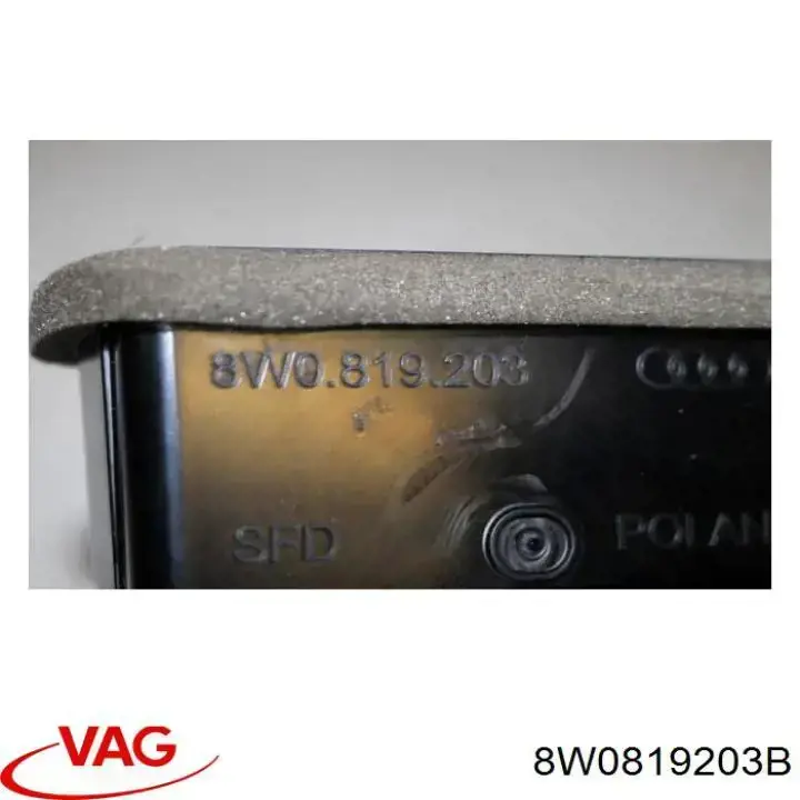 Grelha traseira de ventilação de salão no braço VAG 8W0819203B preço, a partir de 81,72 USD