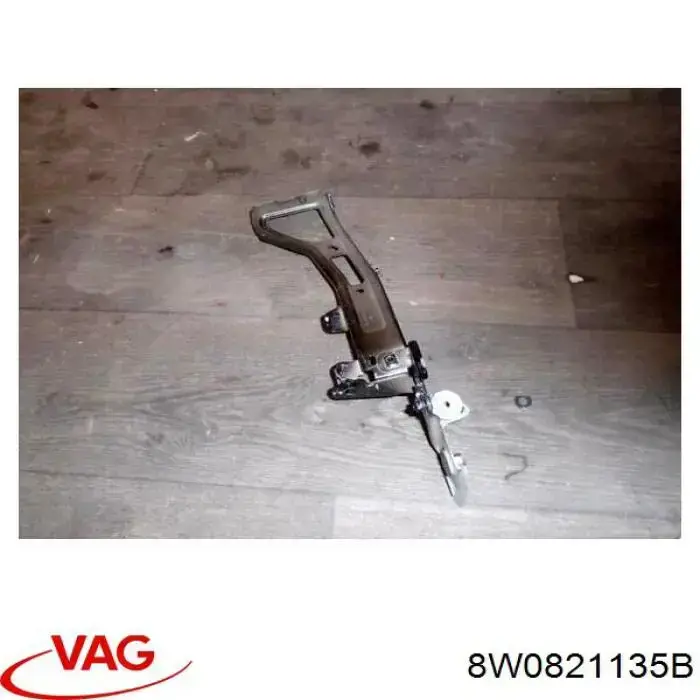 Consola dianteira de fixação do pára-lama dianteiro esquerdo VAG 8W0821131B preço, a partir de 53,15 USD
