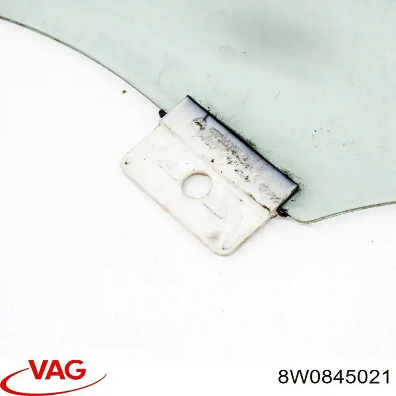 Compre 8W0845021 VAG Vidro da porta dianteira esquerda
