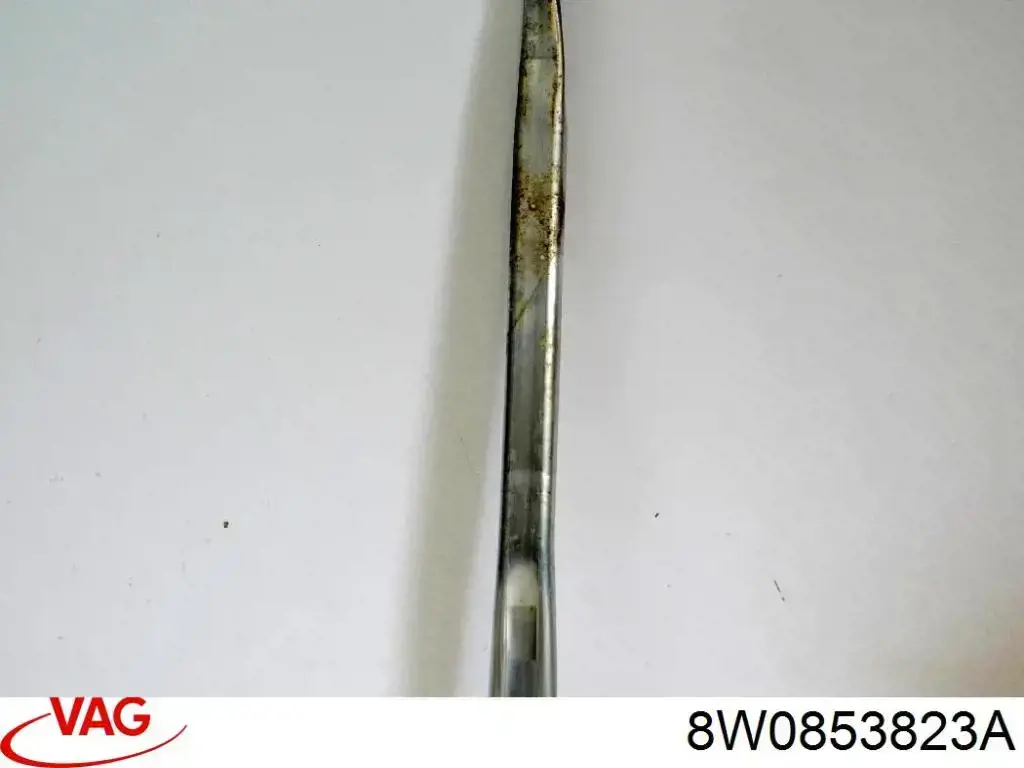 Guarda-barras esquerdo traseiro do pára-lama dianteiro VAG 8W0853823A9B9 preço, a partir de 35,32 USD