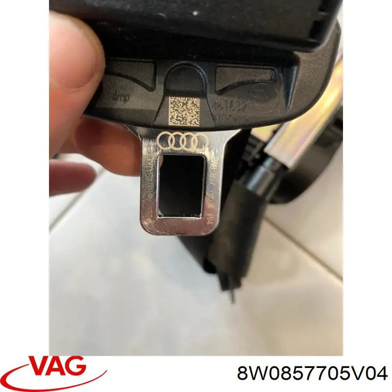 Correia de segurança dianteira esquerda VAG 8W0857705V04 preço, a partir de 346,58 USD