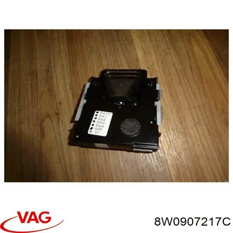 8W0907217C VAG Câmara do sistema para asseguramento de visibilidade