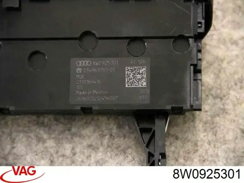 8W0925301 VAG Consola de painel de controlo central