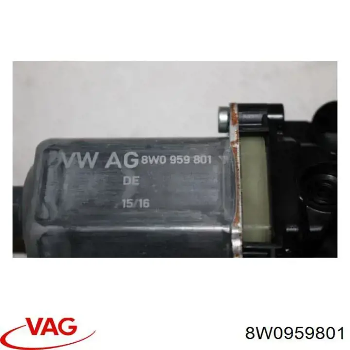 Compre 8W0959801 VAG Motor de acionamento de vidro da porta dianteira esquerda