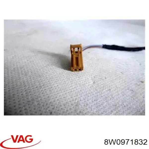 Conector da luz da placa de identificação VAG 8W0971832 preço, a partir de 9,12 USD