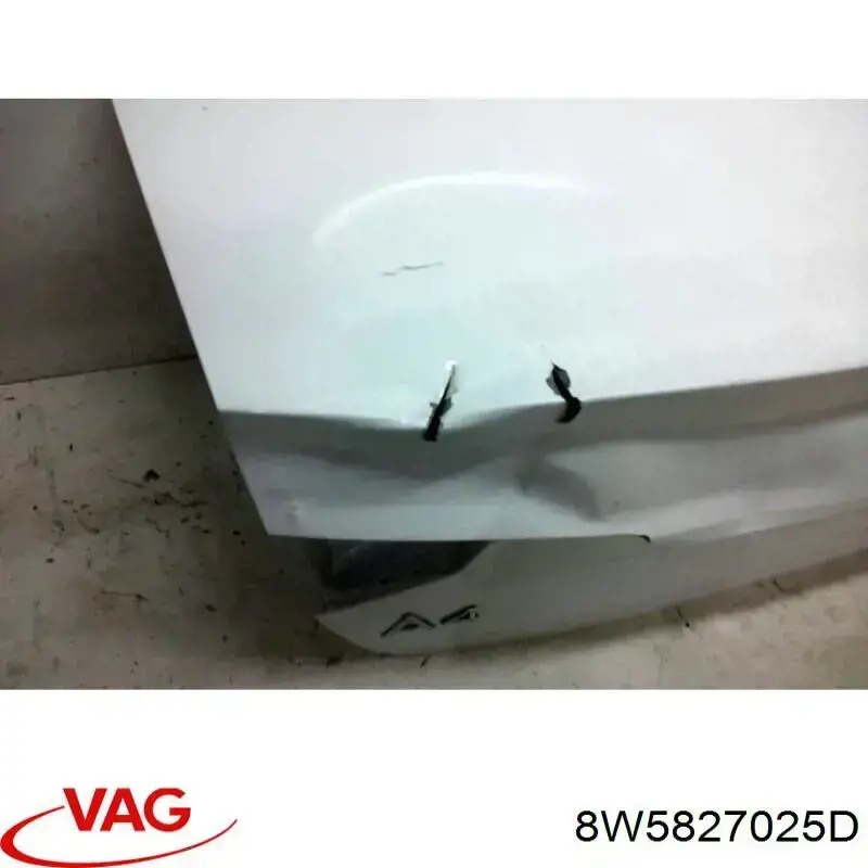 8W5827025D VAG Tampa de porta-malas