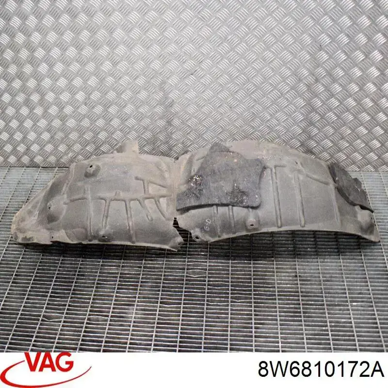 Compre 8W6810172A VAG Guarda-barras do pára-lama traseiro direito