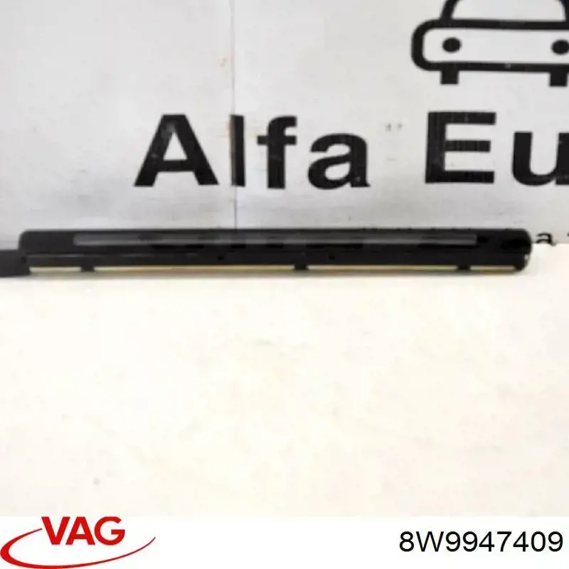 Quebra-luz da luz de fundo da seção de bagagem VAG 8W9947409 preço, a partir de 39,36 USD