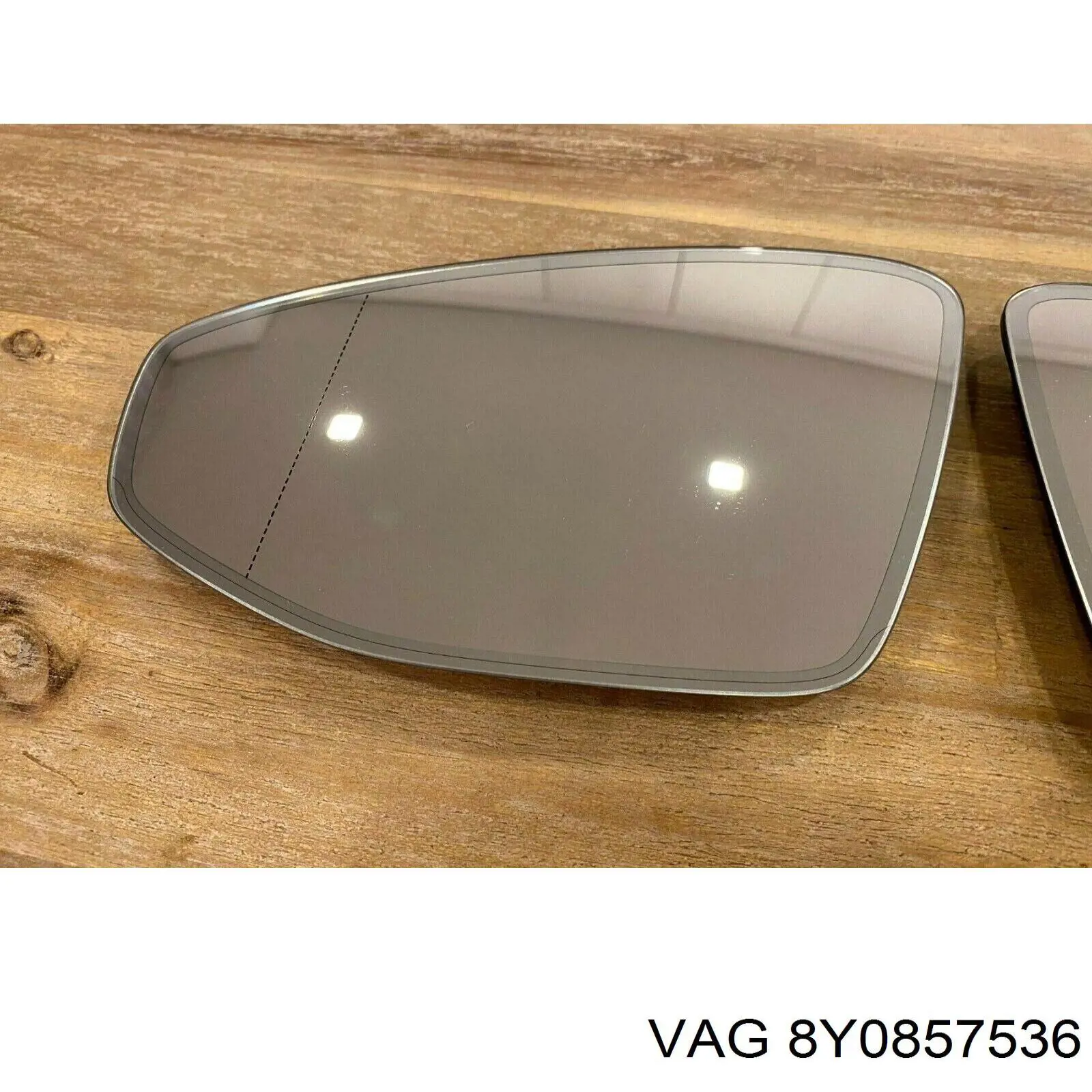Elemento espelhado do espelho de retrovisão direito VAG 8Y0857536 preço, a partir de 26,89 USD