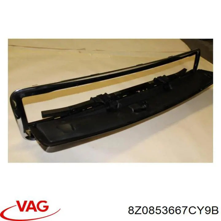  Grelha do radiador Audi A2 hatchback (8Z0) (2000 - 2005) 