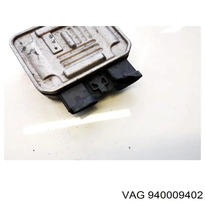 Compre 940009402 VAG Regulador de revoluções de ventilador de esfriamento (unidade de controlo)