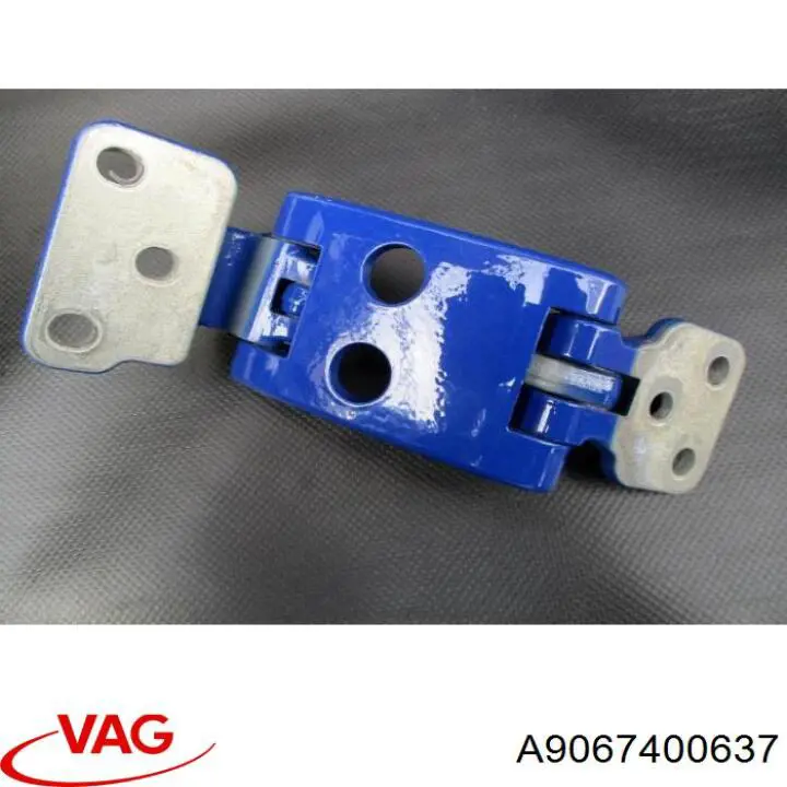 Gozno esquerdo inferior da porta traseira (batente) A9067400637 VAG