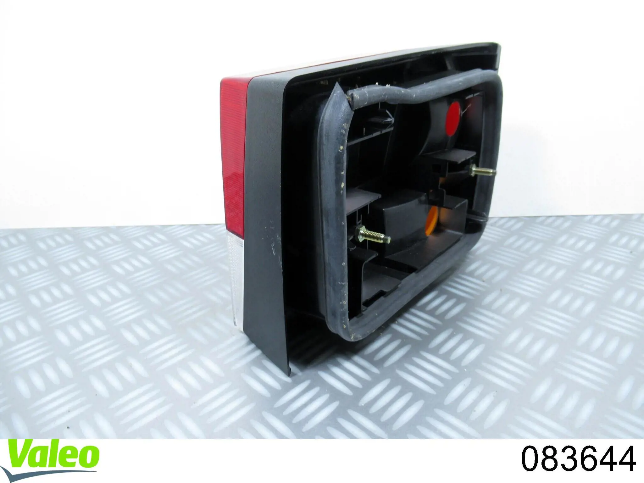 Vidro da luz traseira esquerda VALEO 083644 preço, a partir de 42,24 USD