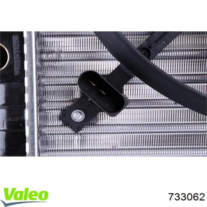 Compre 733062 VALEO Radiador de esfriamento de motor