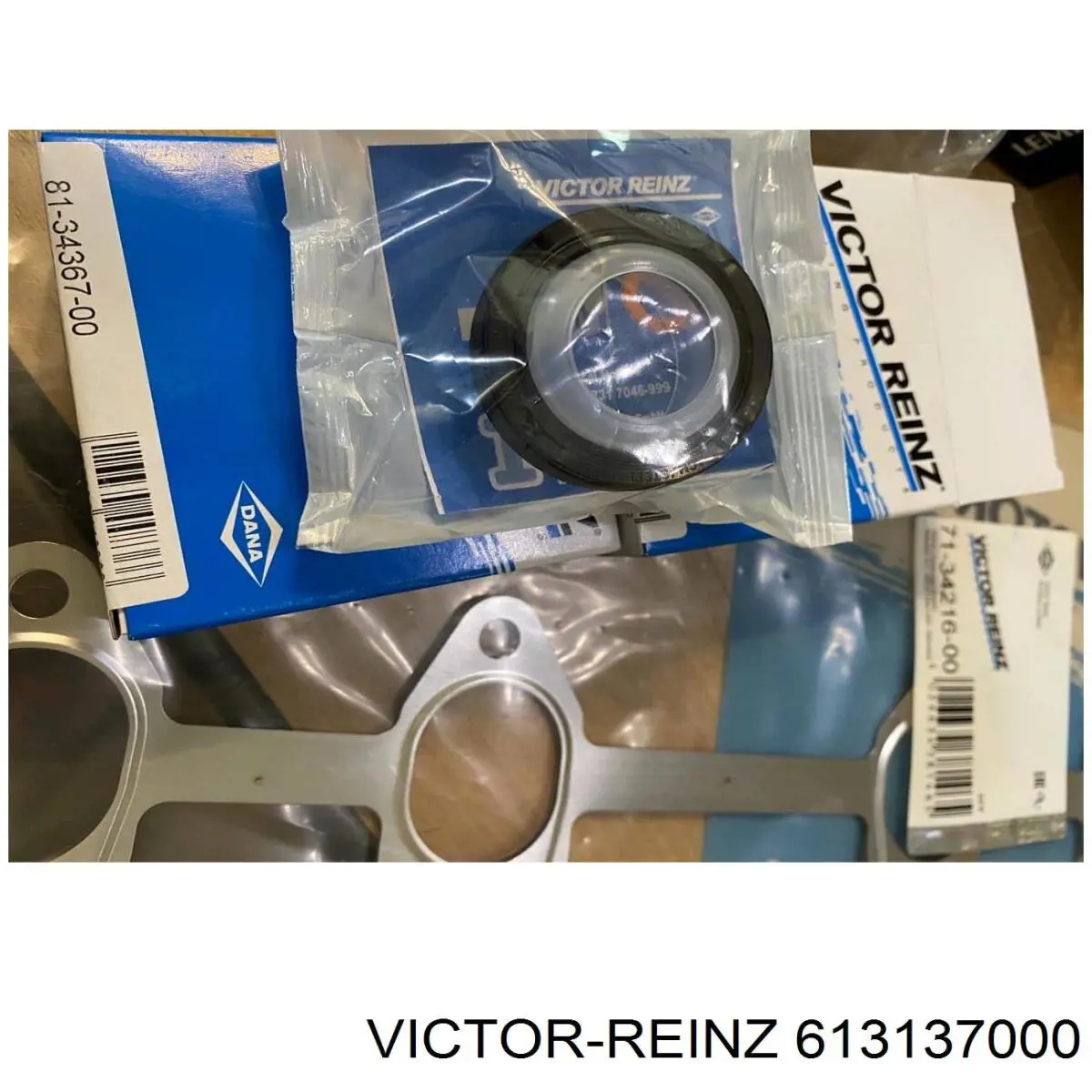 Vedante direito de cabeça de motor (CBC) Victor Reinz 613137000 preço, a partir de 75,46 USD