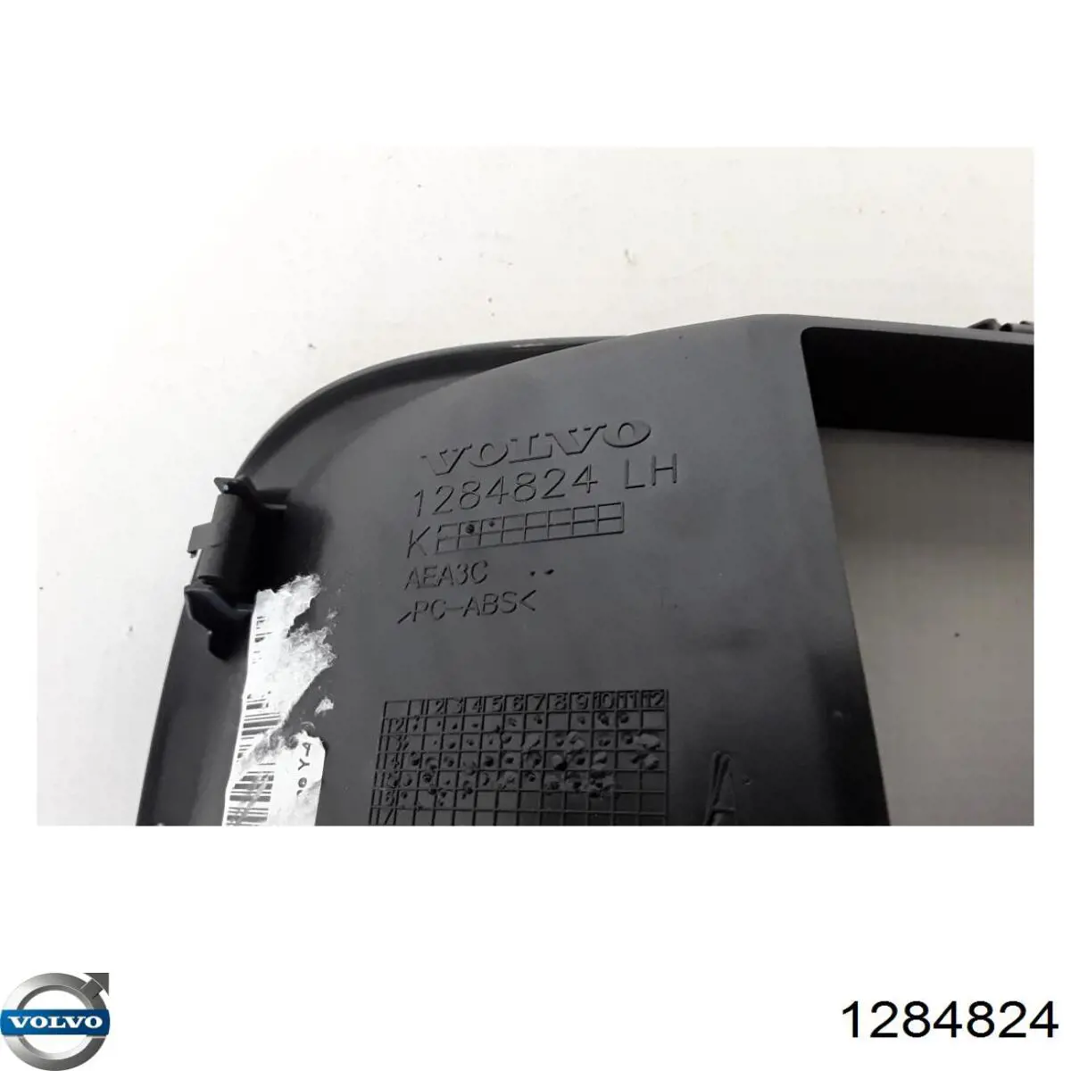 1284824 Volvo 