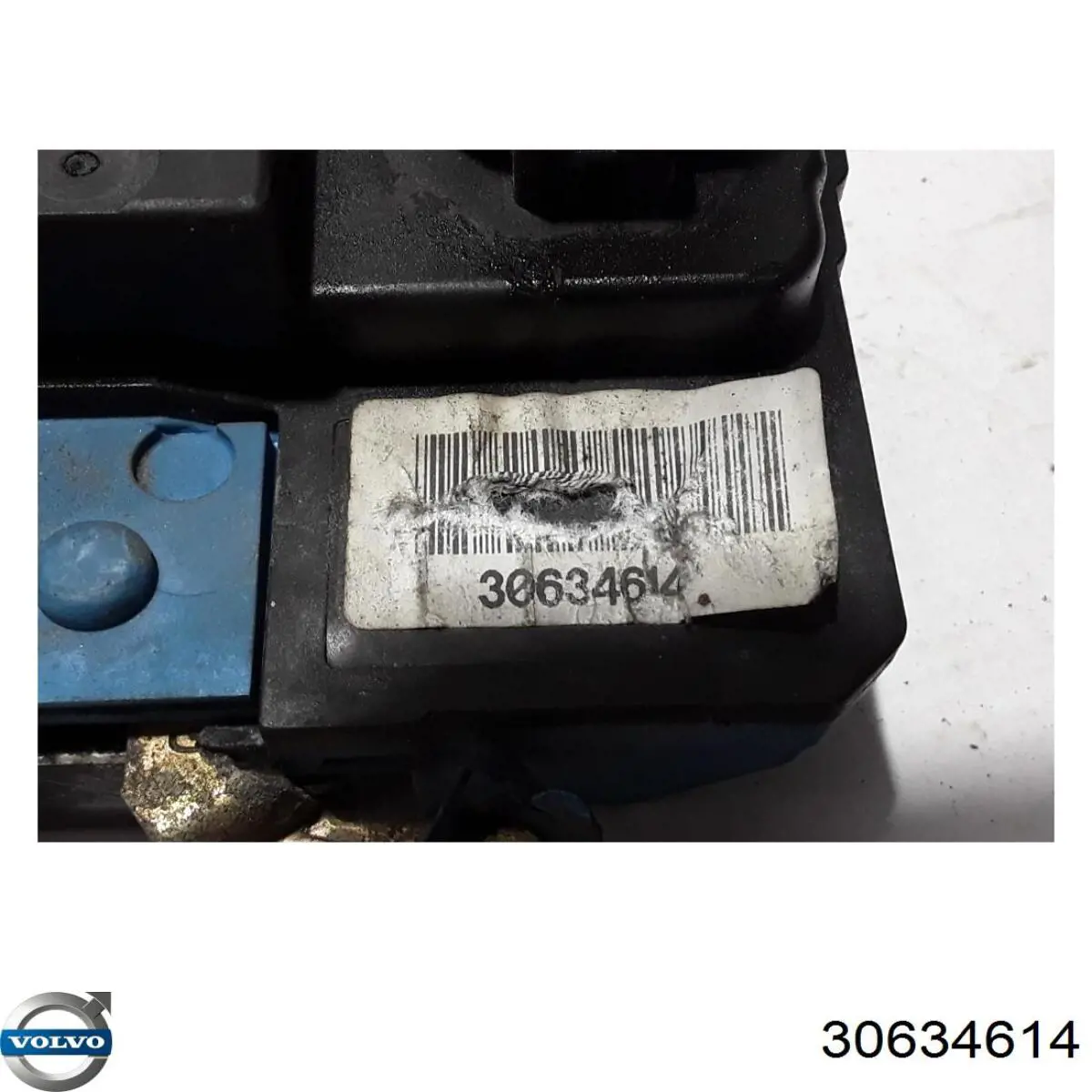 30634614 Volvo Fecho da porta dianteira esquerda