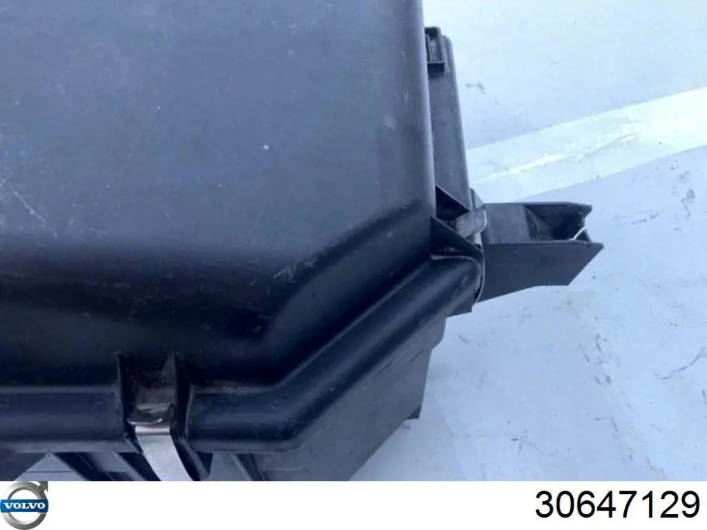 Compre 30647129 Volvo Caixa de filtro de ar