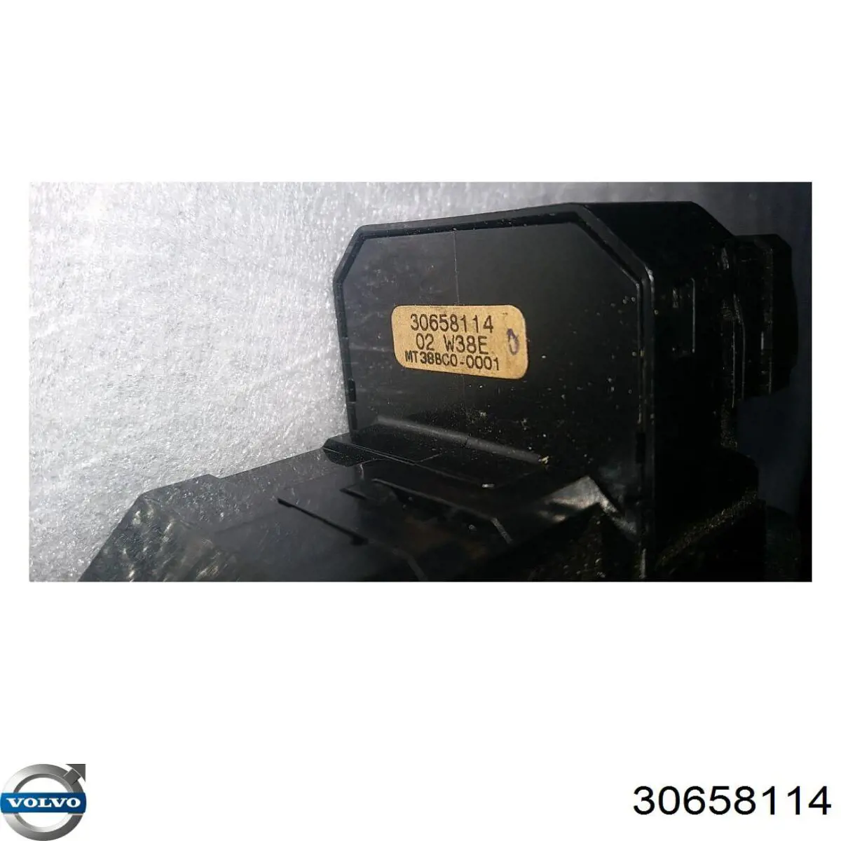 Unidade de botões dianteira esquerda de controlo de elevador de vidro Volvo 30658114 preço, a partir de 49,37 USD