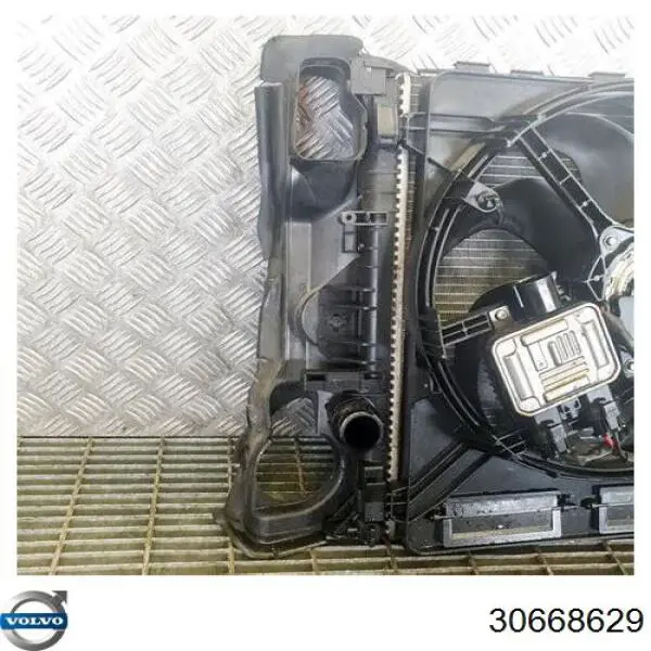 Difusor do radiador de esfriamento, montado com motor e roda de aletas Polcar 321923W3