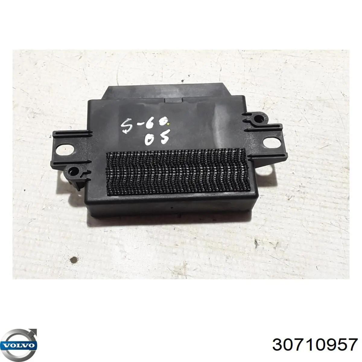 30710957 Volvo 