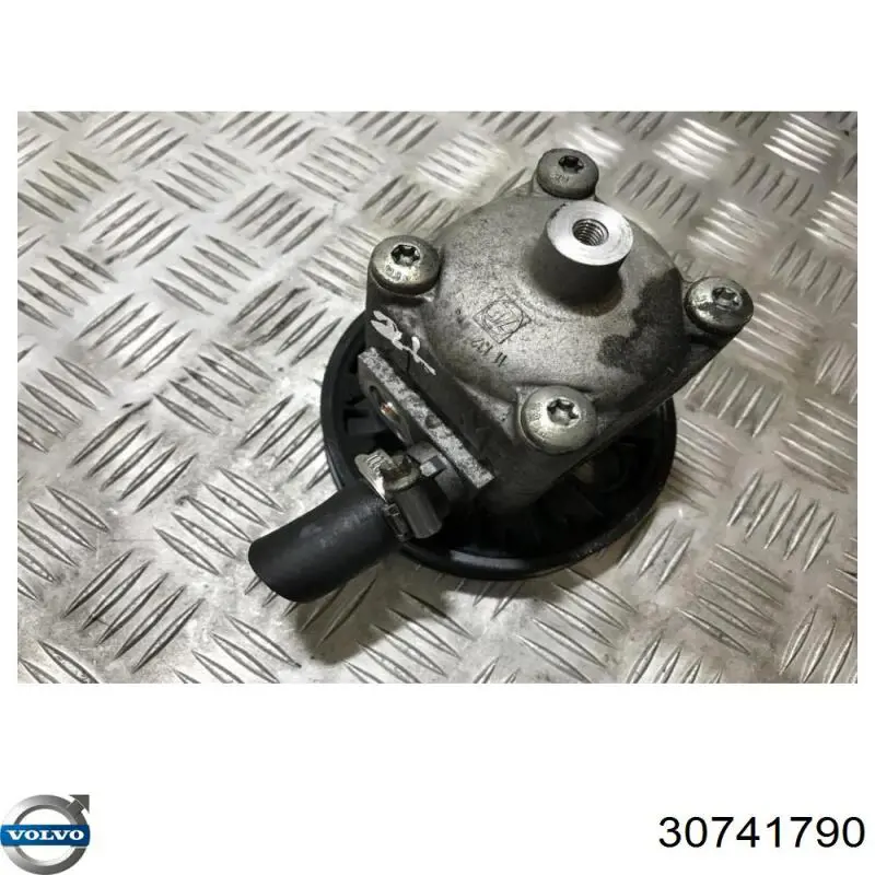 Bomba da Direção hidrâulica assistida Volvo 30741790 preço, a partir de 136,21 USD