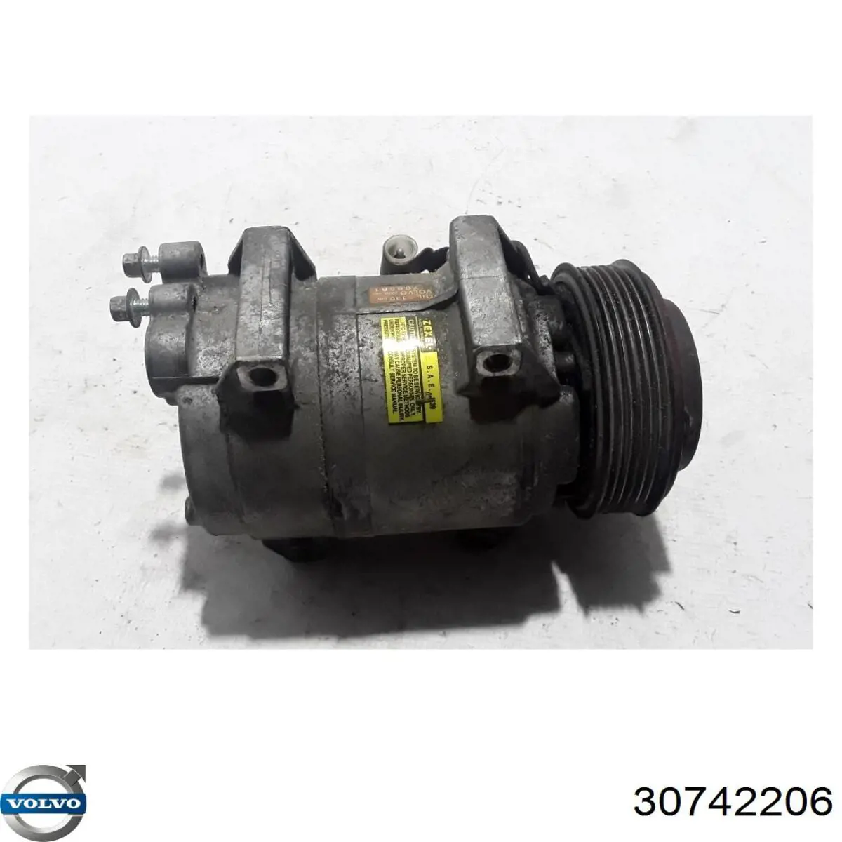 Compre 30742206 Volvo Compressor de aparelho de ar condicionado
