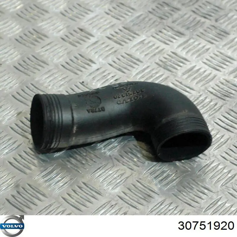 30751920 Volvo Cano derivado do sistema de recirculação dos gases de escape EGR