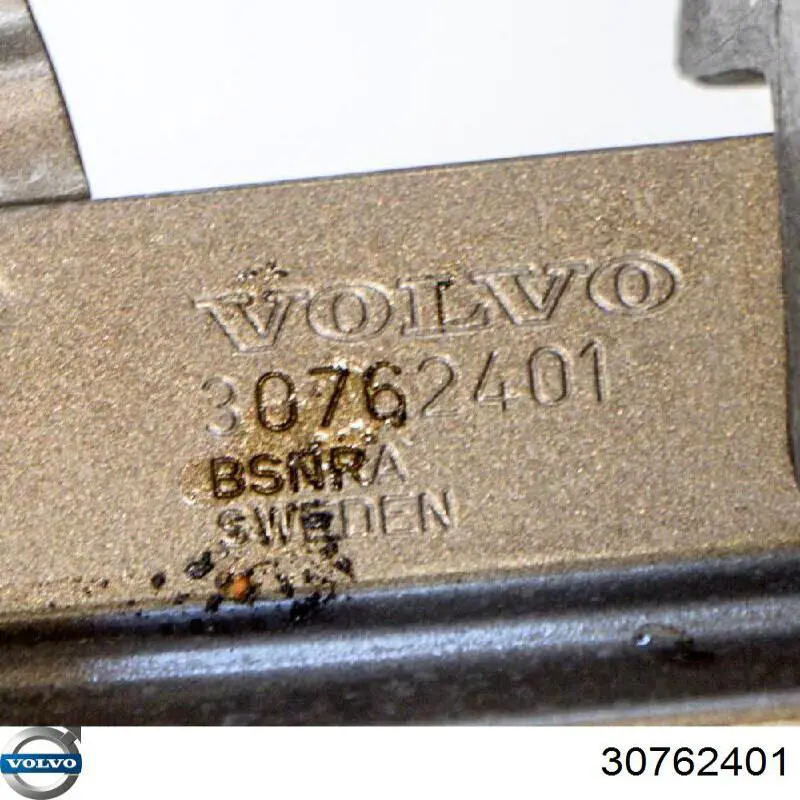 30762401 Volvo Pára-lama dianteiro esquerdo